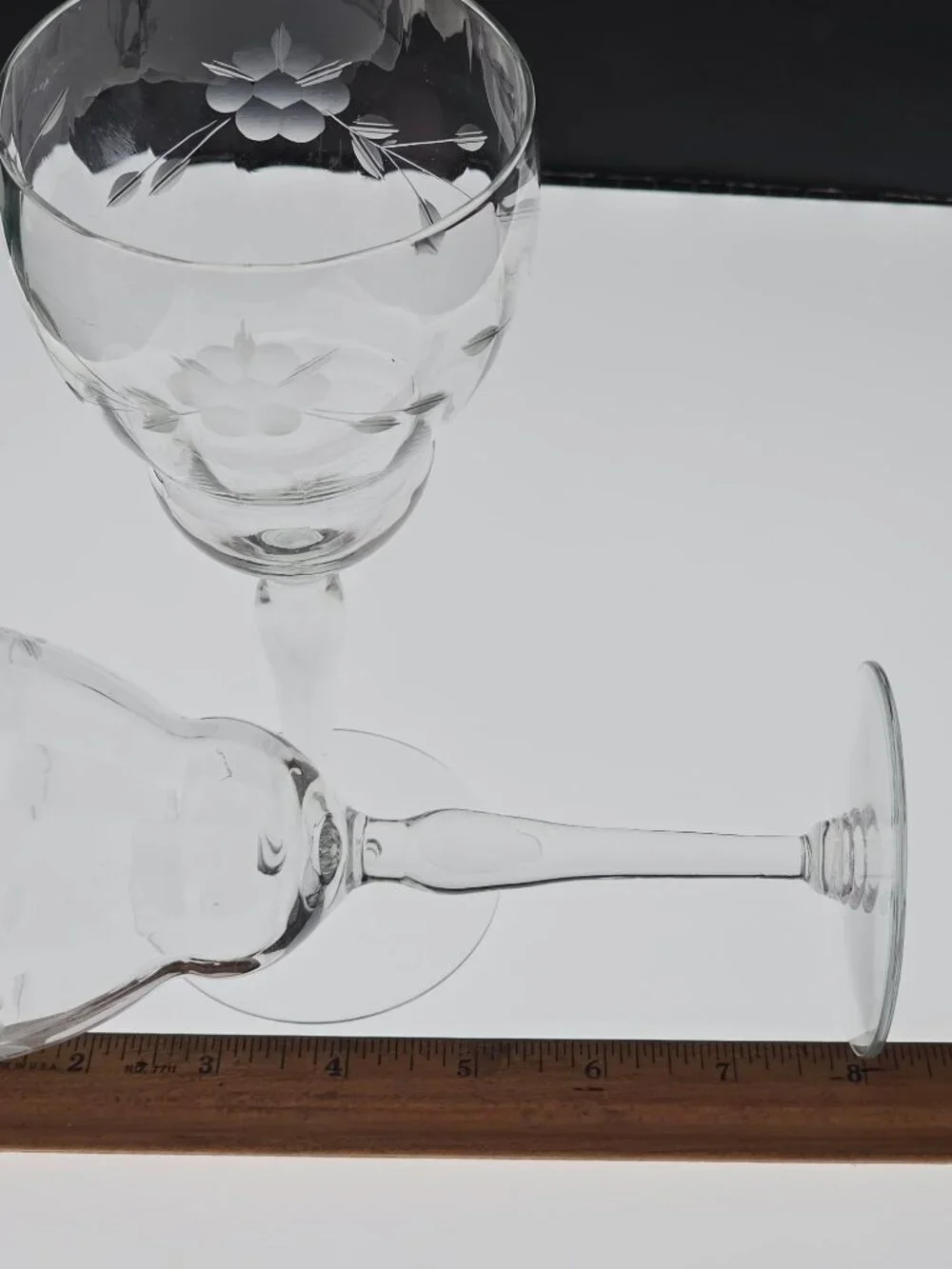 2 Vintage Weston Floral Wine Glasses 8